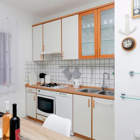 With Parking Space Jadrija, - 23947 Appartement